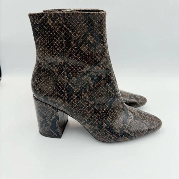 ZARA ANIMAL EMBOSSED WIDE HEELED ANKLE BOOTS 37/6.5 - Picture 2 of 8